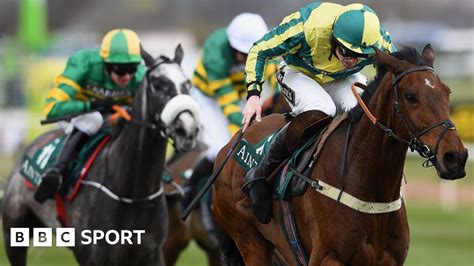 horse racing commentary|The Grand National LIVE commentary and results .